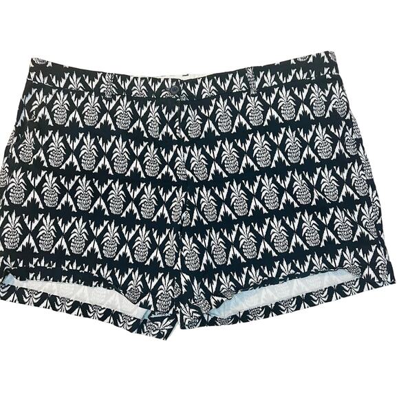 Crown & Ivy womens shorts EUC size 24w with pockets navy and white - Picture 1 of 6